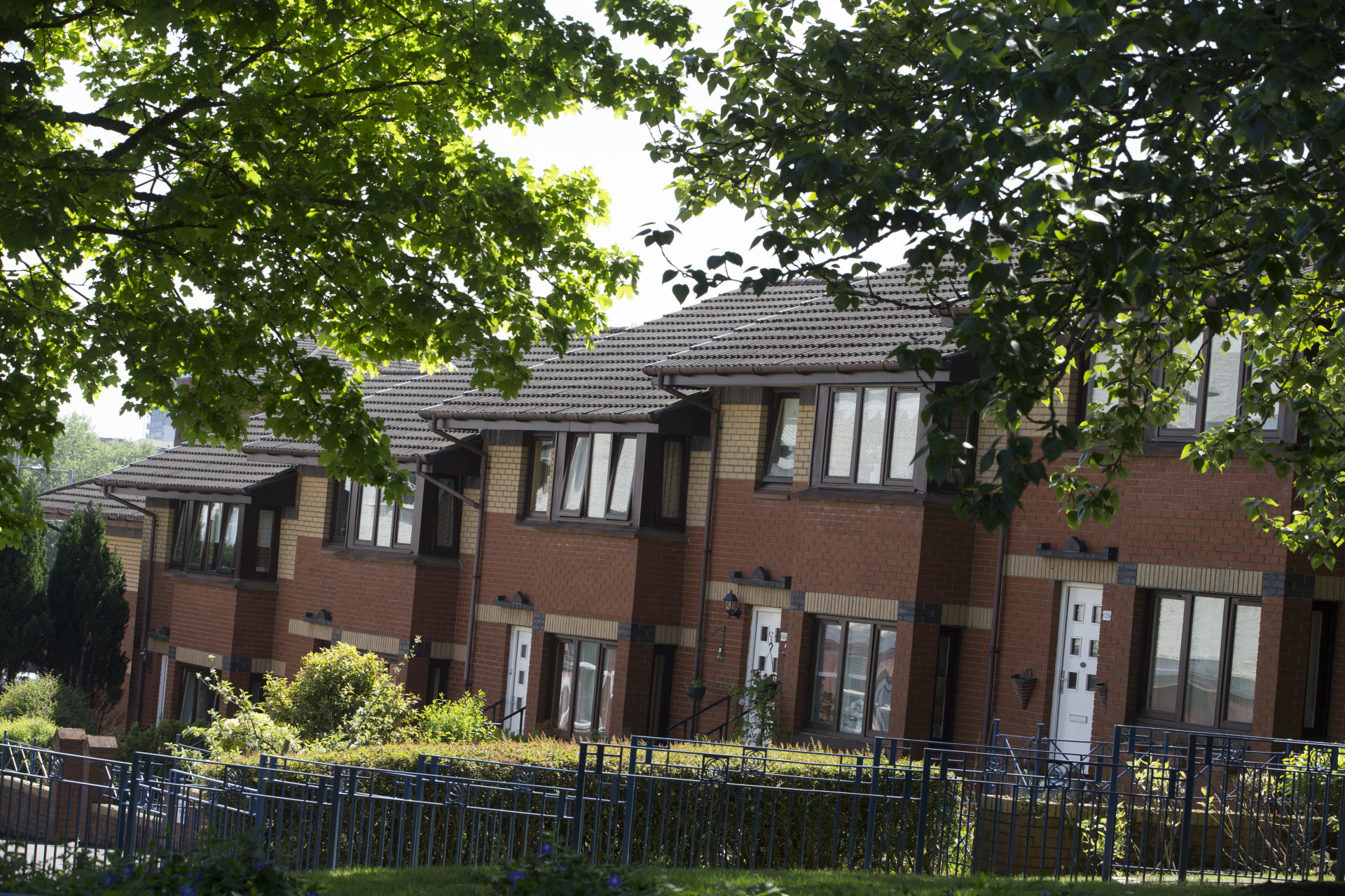 Making Queens Cross a green environment